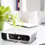Проектор Epson EB-FH52